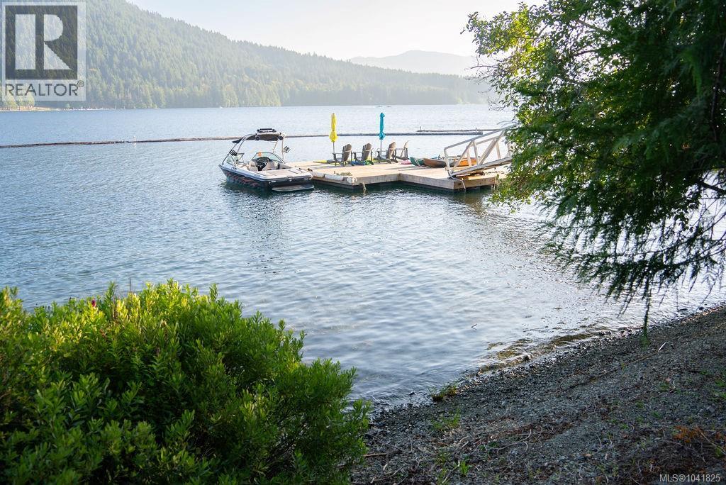 8898 Palmer Way, Lake Cowichan