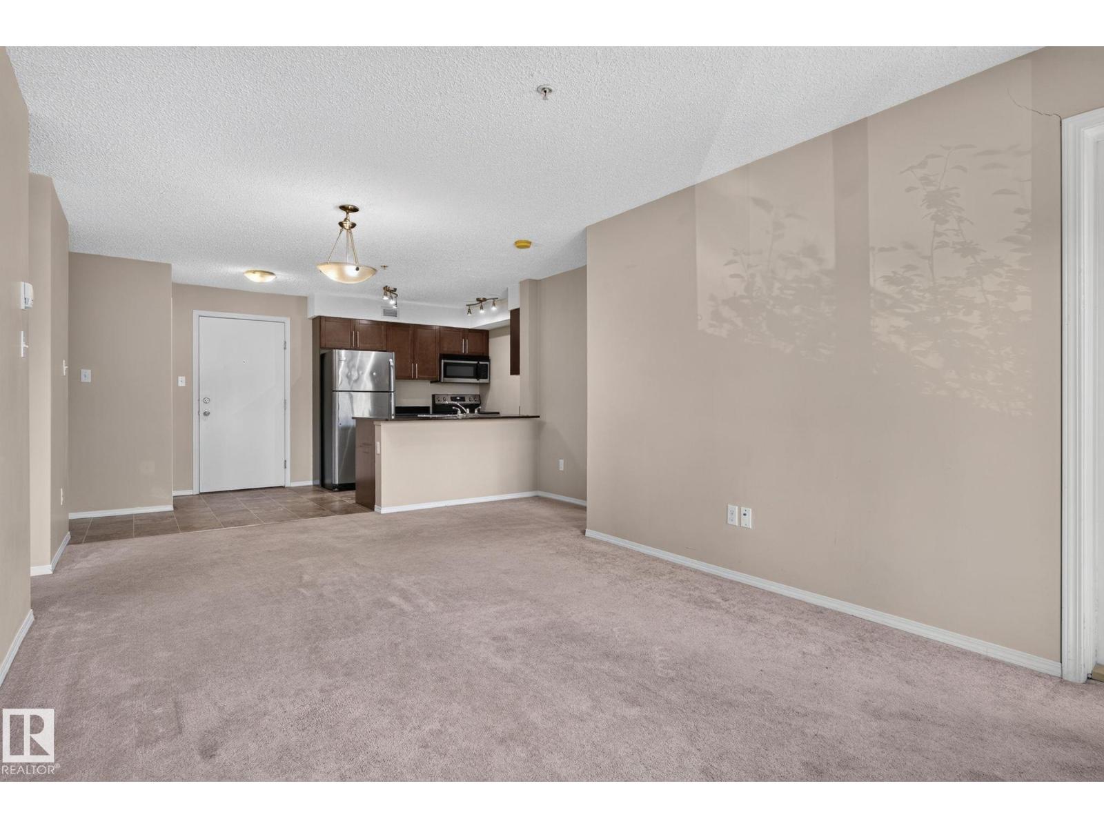 #205 11816 22 AV SW - 26