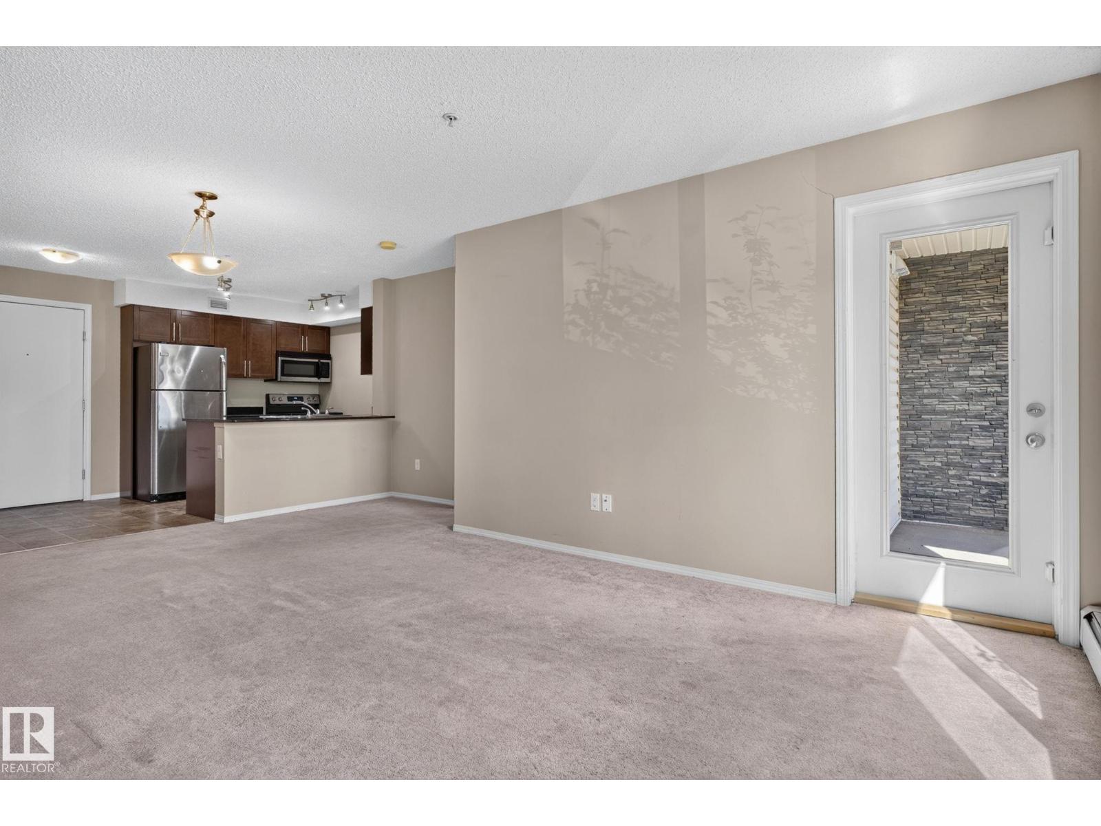 #205 11816 22 AV SW - 27