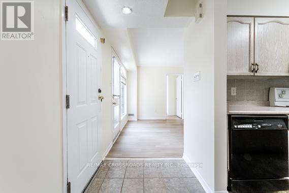 #204 52 SIDNEY BELSEY CRESCENT - 15