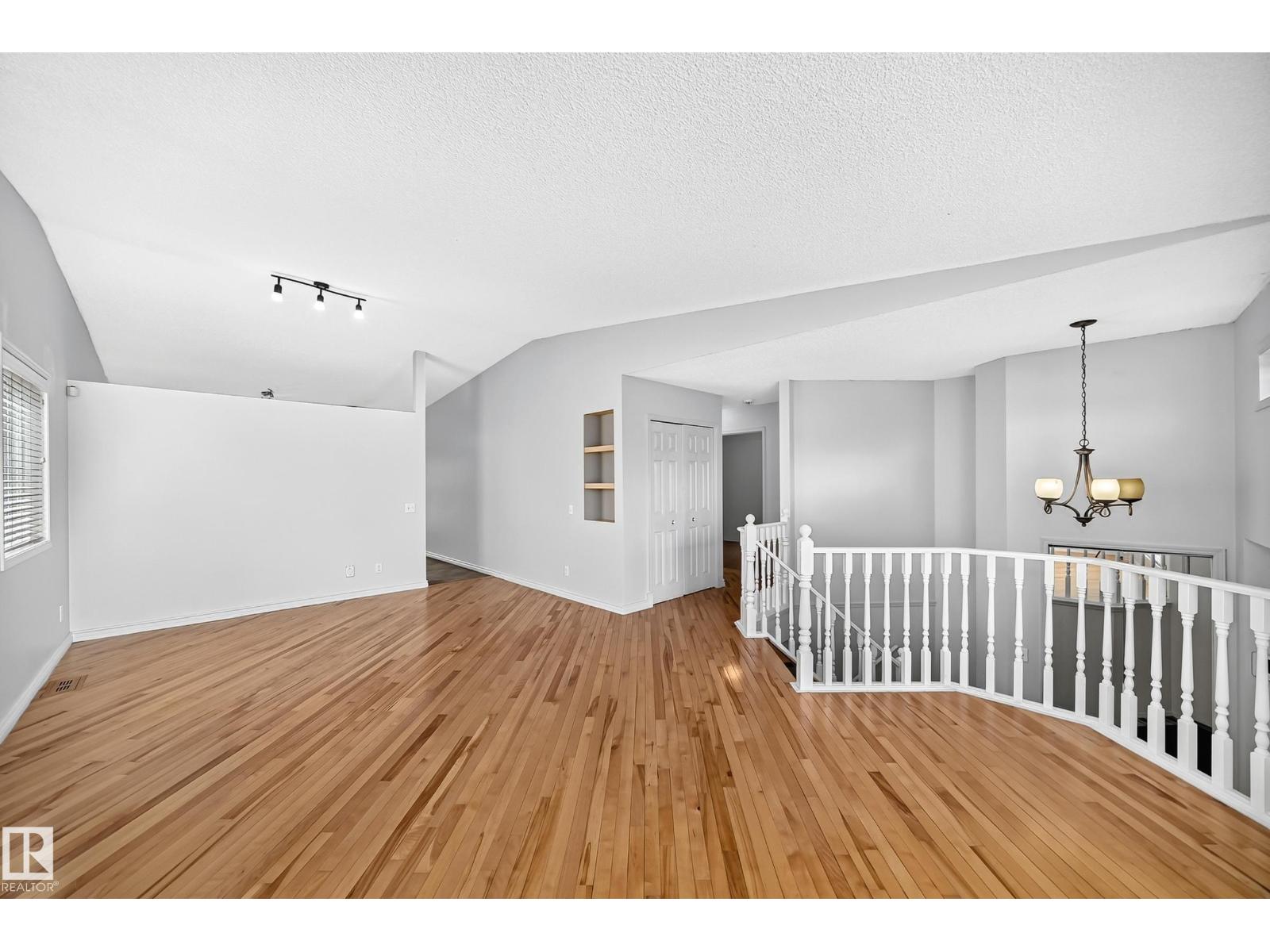 13124 36 ST NW - 7