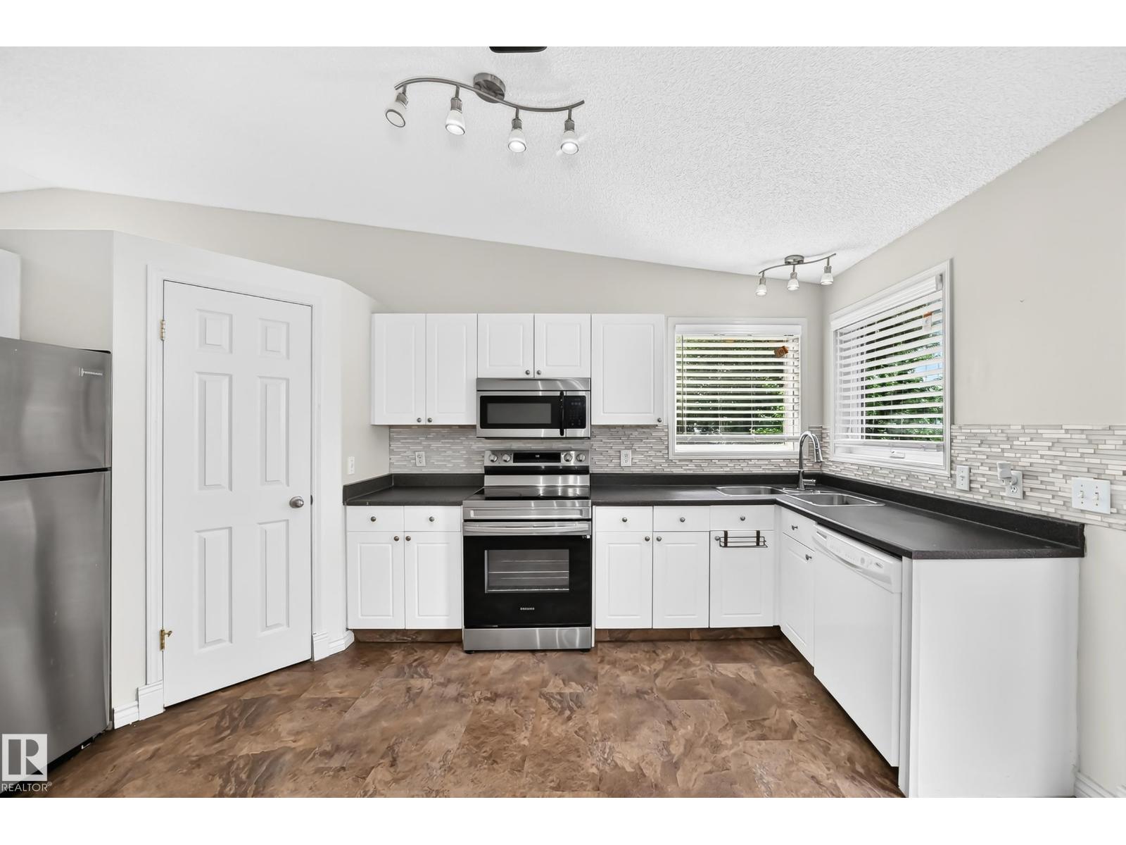 13124 36 ST NW - 8