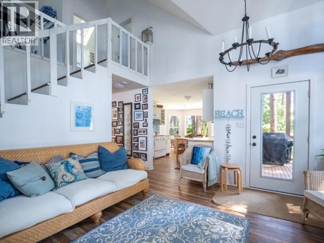 2902 ARBUTUS LANE - 11