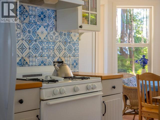 2902 ARBUTUS LANE - 18