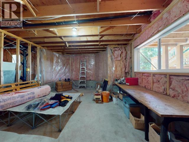 2902 ARBUTUS LANE - 88