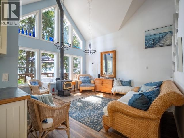 2902 ARBUTUS LANE - 12