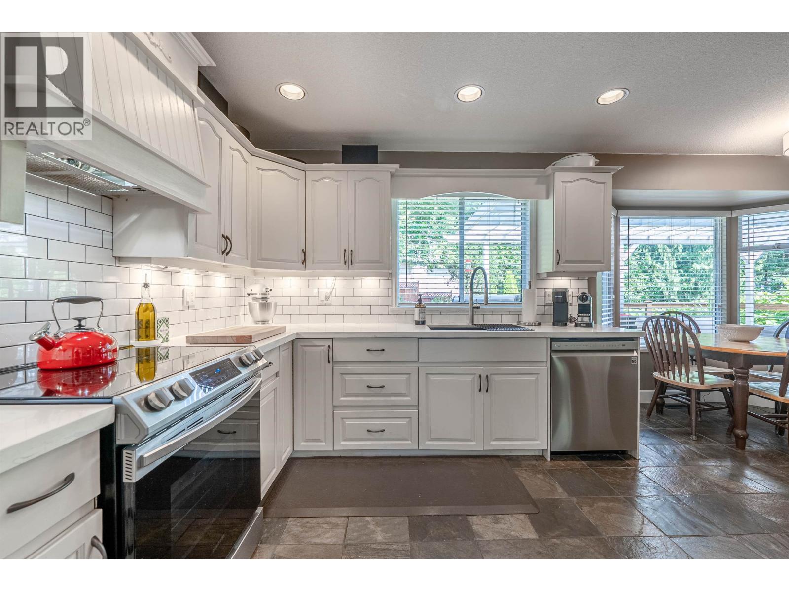 1539 BRAMBLE LANE, Coquitlam