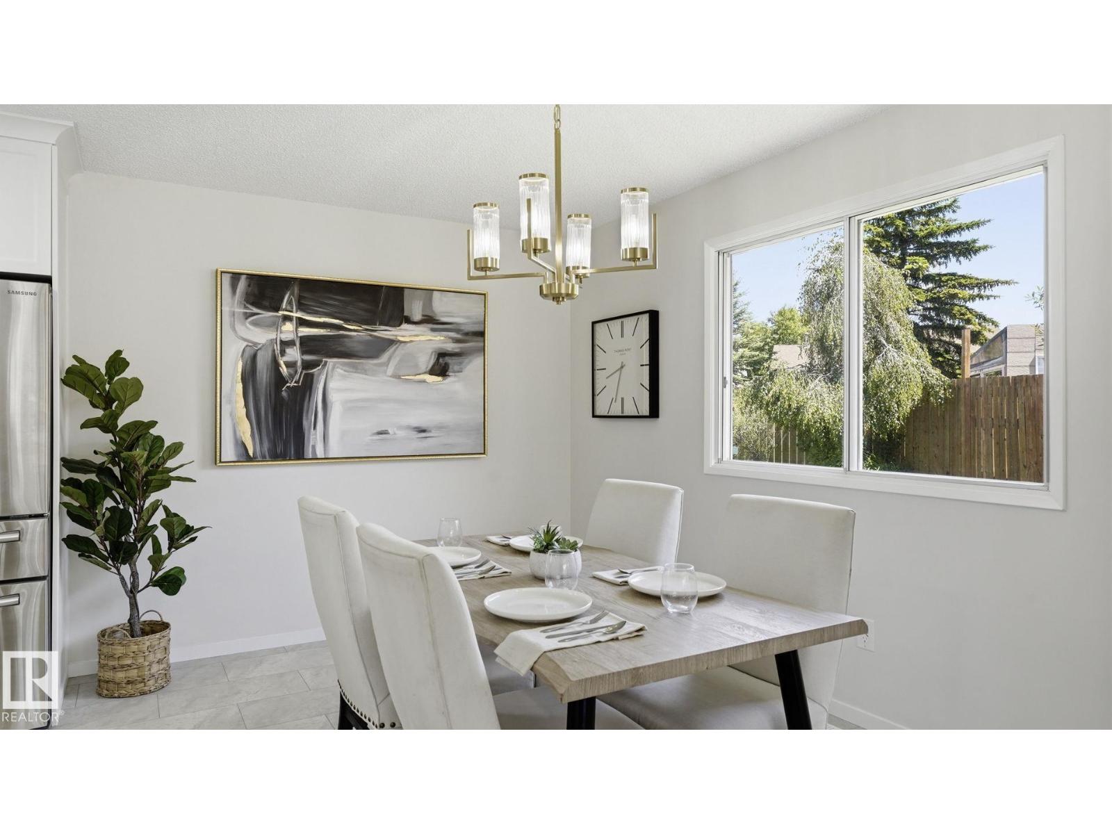 2723 83 ST NW - 9
