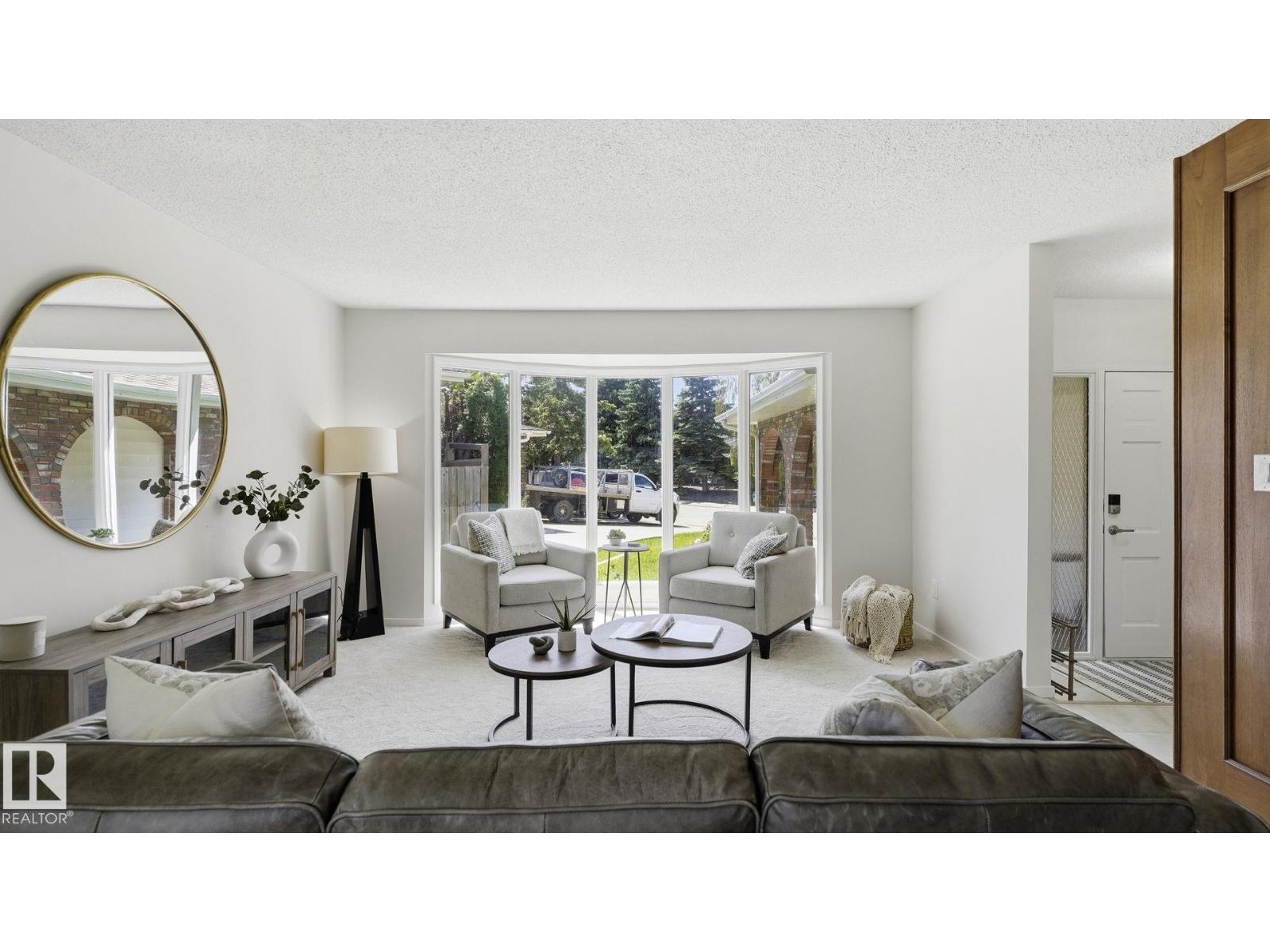 2723 83 ST NW - 4