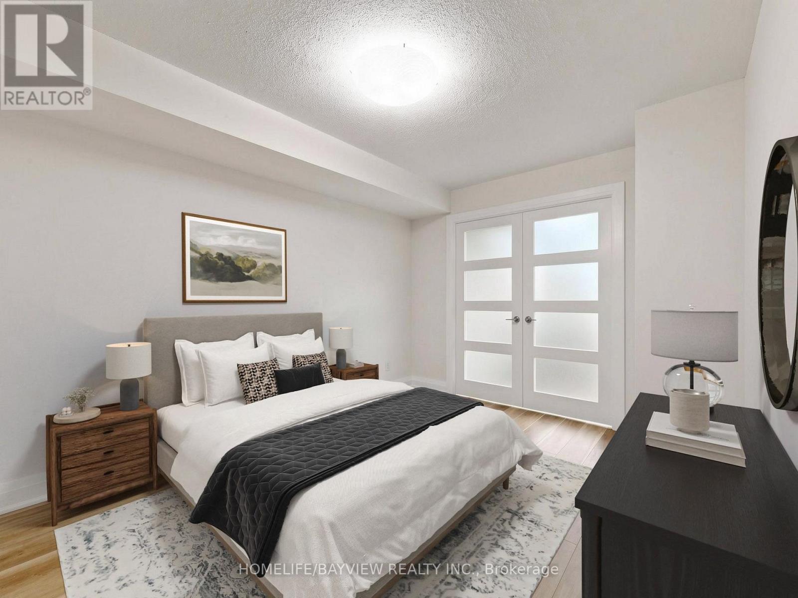 #1015 18 PARKVIEW AVENUE - 12