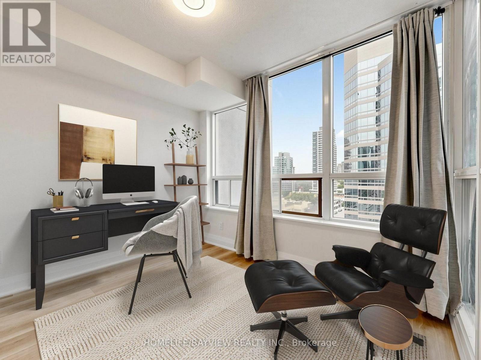 #1015 18 PARKVIEW AVENUE - 17