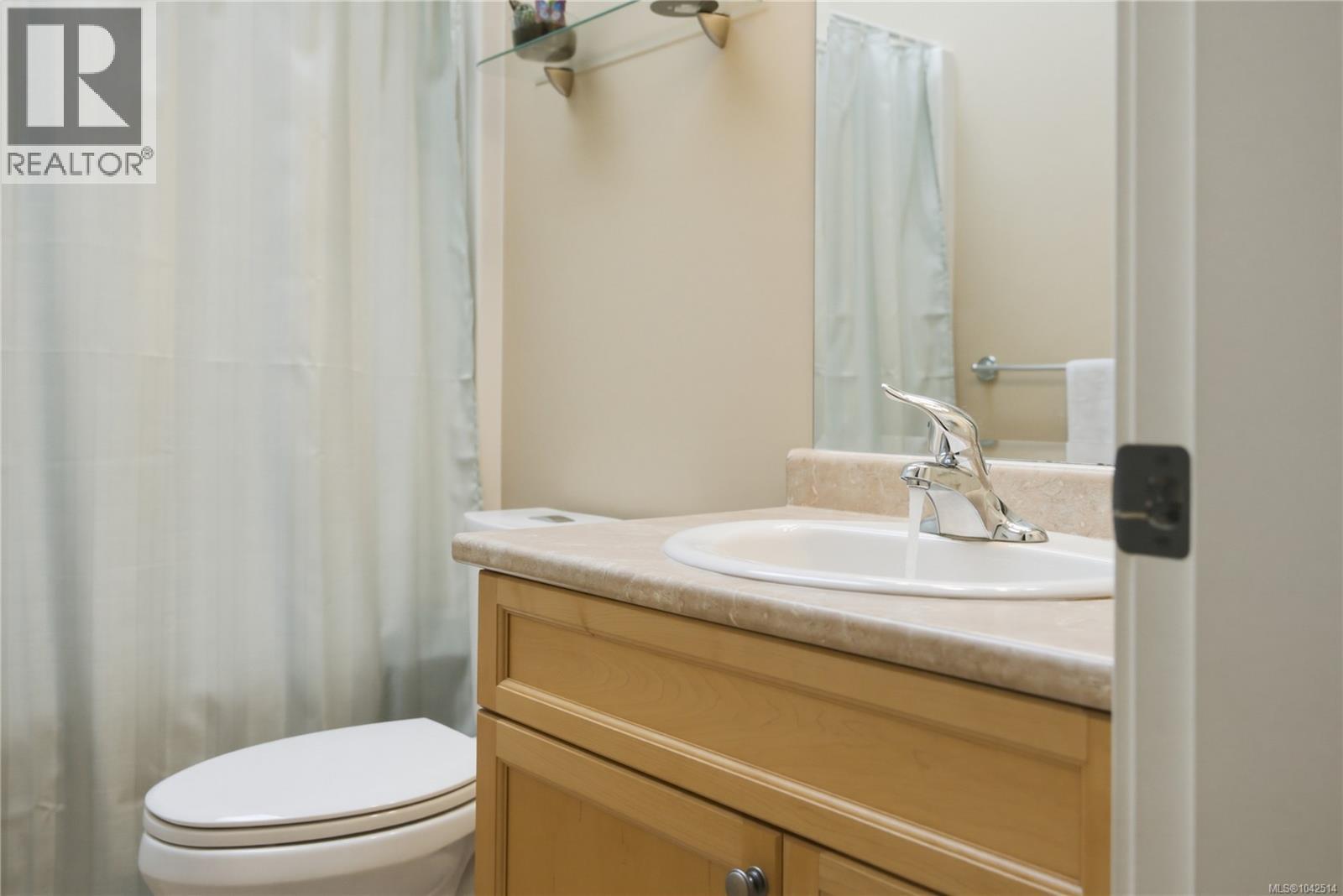 101 6281 Pleasant Ridge Pl, Nanaimo