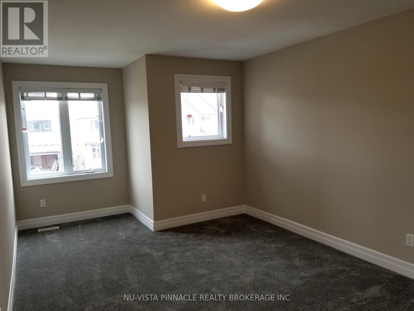 3074 TURNER CRESCENT - 17