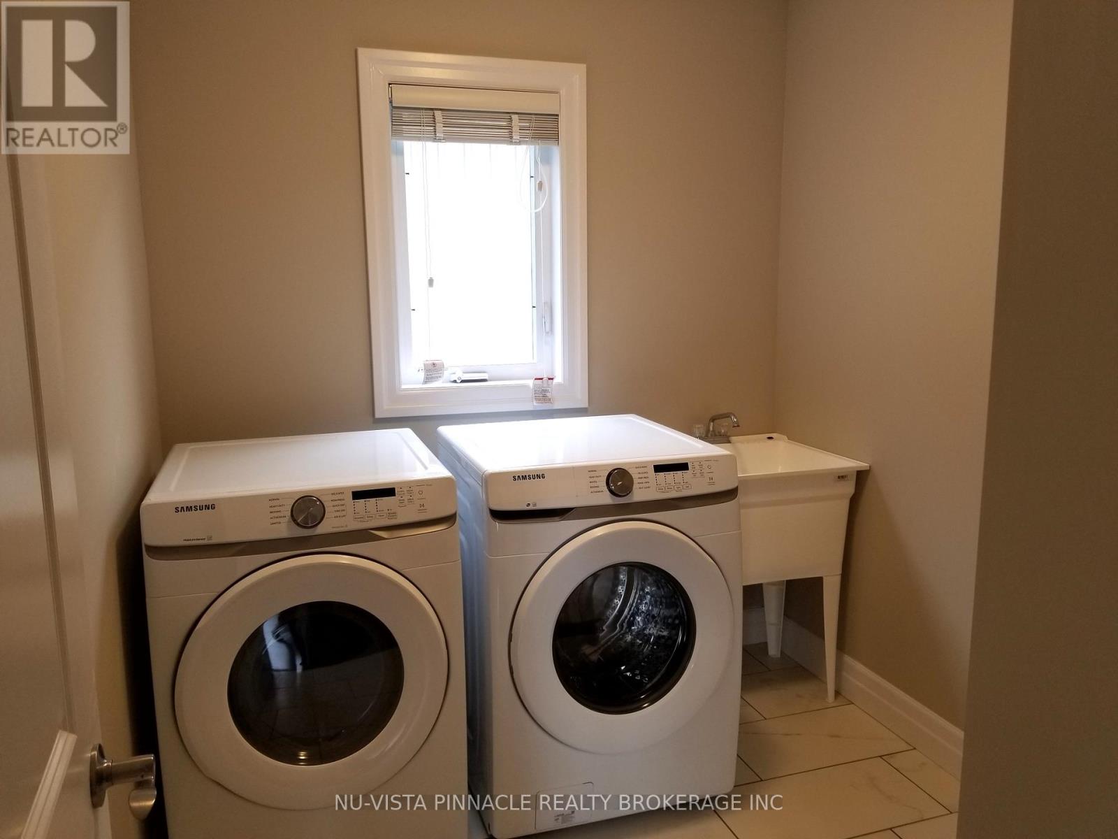 3074 TURNER CRESCENT - 18