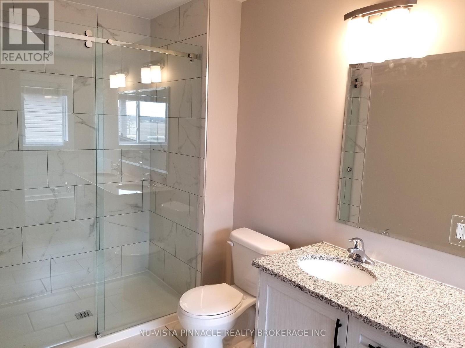 3074 TURNER CRESCENT - 21