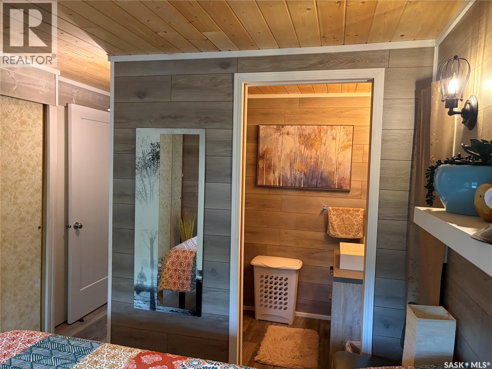 34 Columbus DRIVE — photo 29