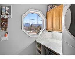 1505 Cedar Street, Golden, BC V0A1H6 Photo 31