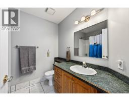 1505 Cedar Street, Golden, BC V0A1H6 Photo 34