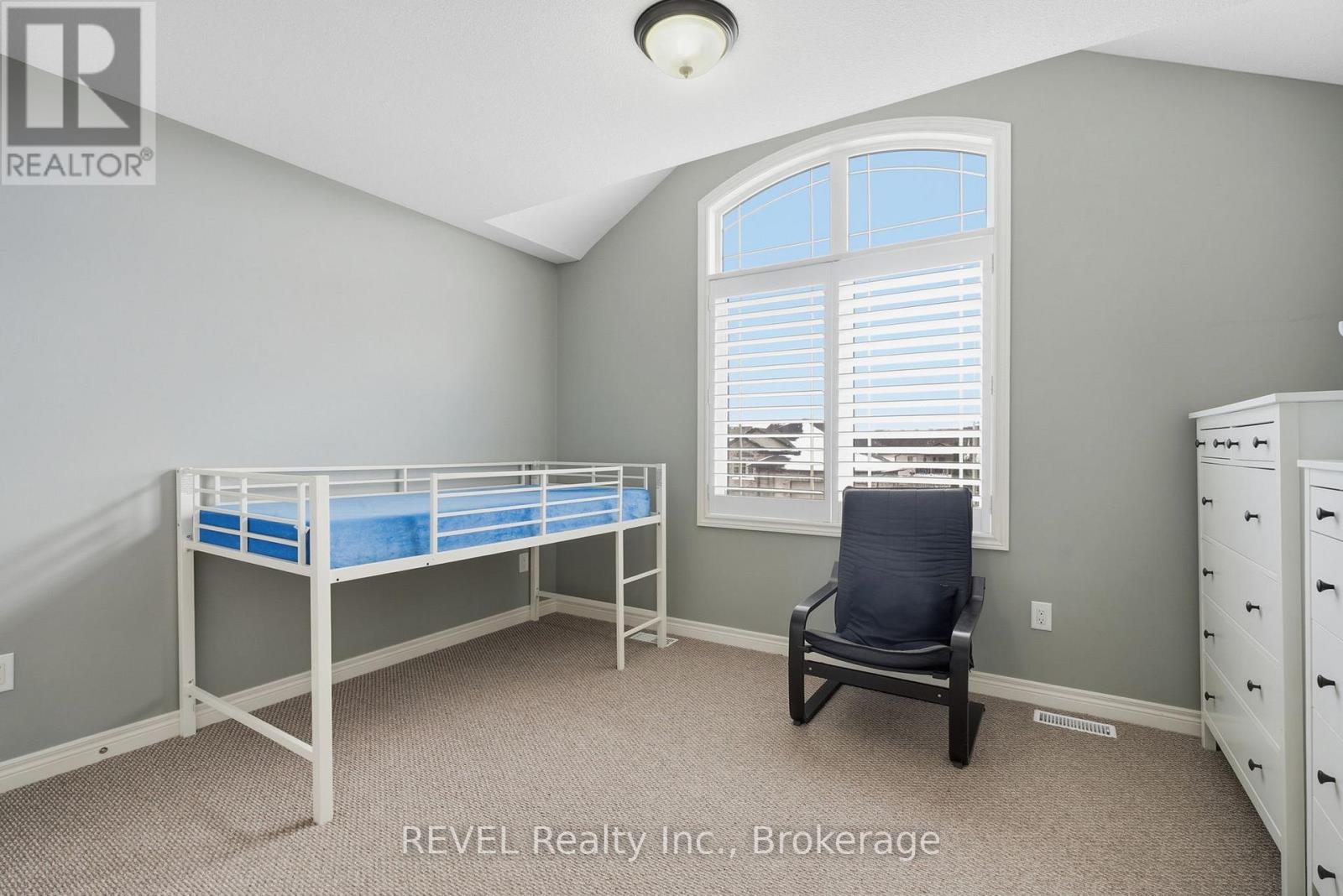 8553 JENNIFER CRESCENT - 26