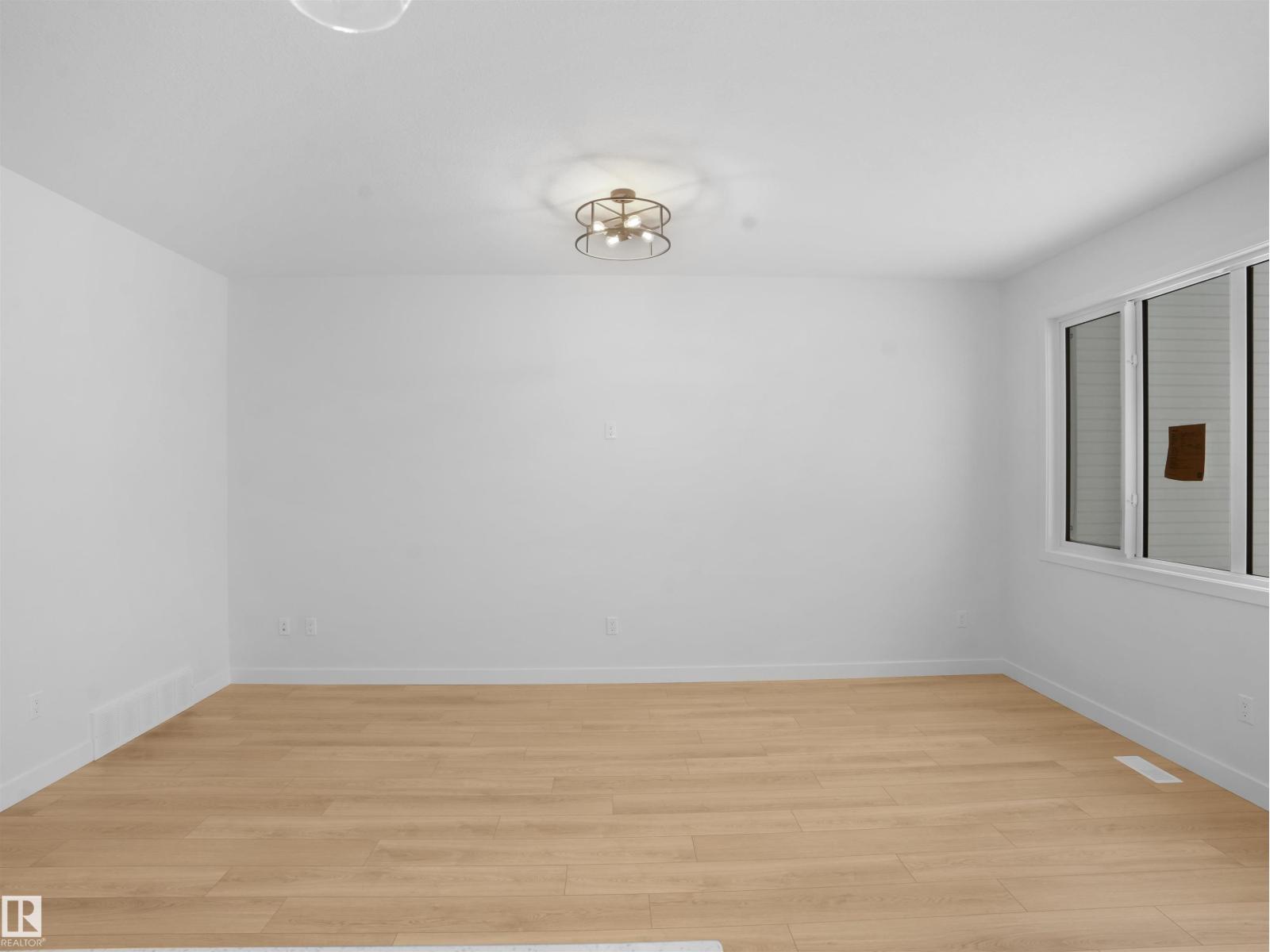 17736 7 ST NE - 7
