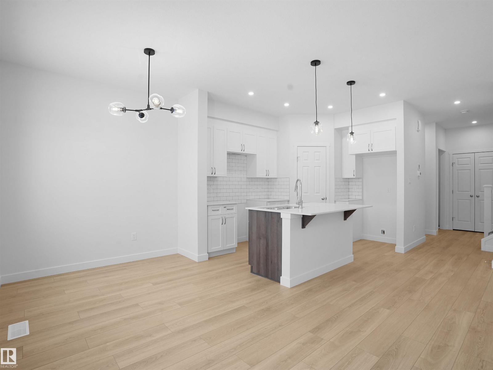 17736 7 ST NE - 9