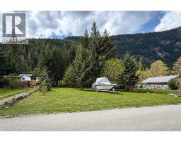 Lots 22, 23, 24 Main Street, Lardeau, BC V0G1M0 Photo 16