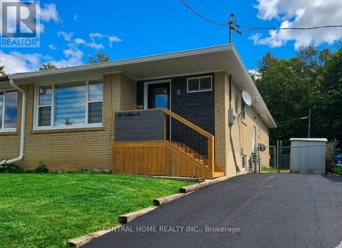 137 WILLOW LANE - 1