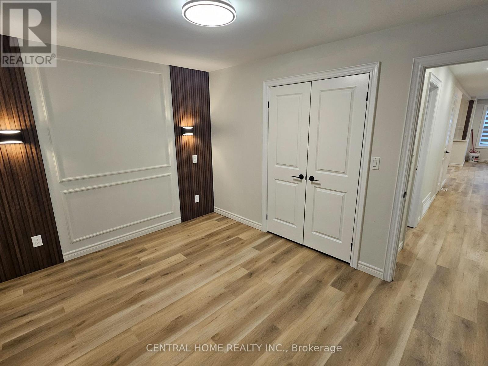 137 WILLOW LANE - 12