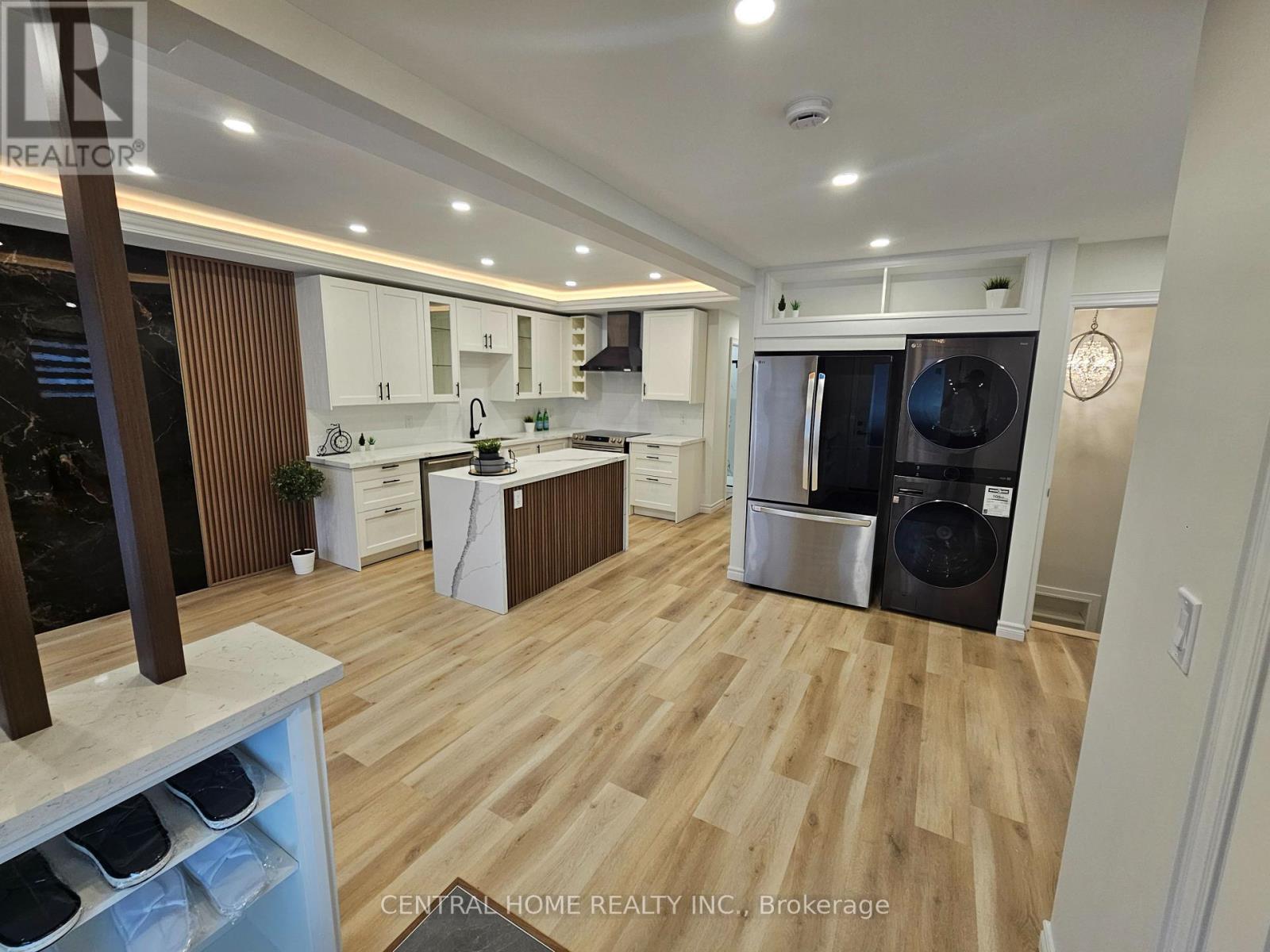 137 WILLOW LANE - 2