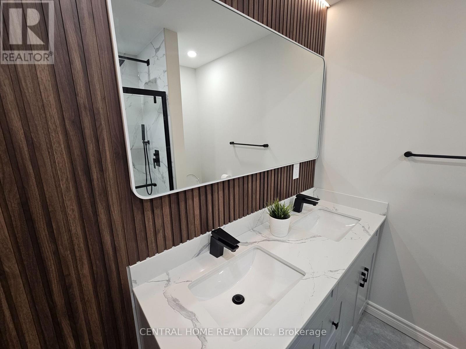 137 WILLOW LANE - 9