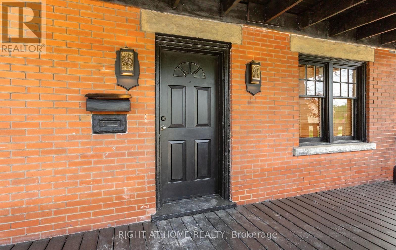 193 MADISON AVENUE S - 4
