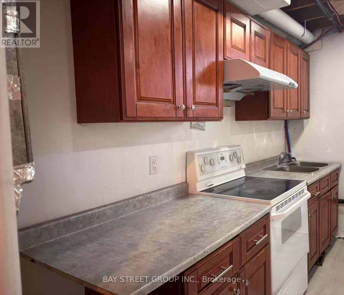 1688 LAMOTHE STREET - Image 30