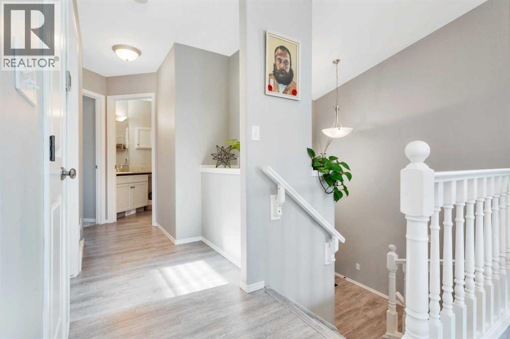 Listing photo – 121 Wilkinson Circle, Sylvan Lake