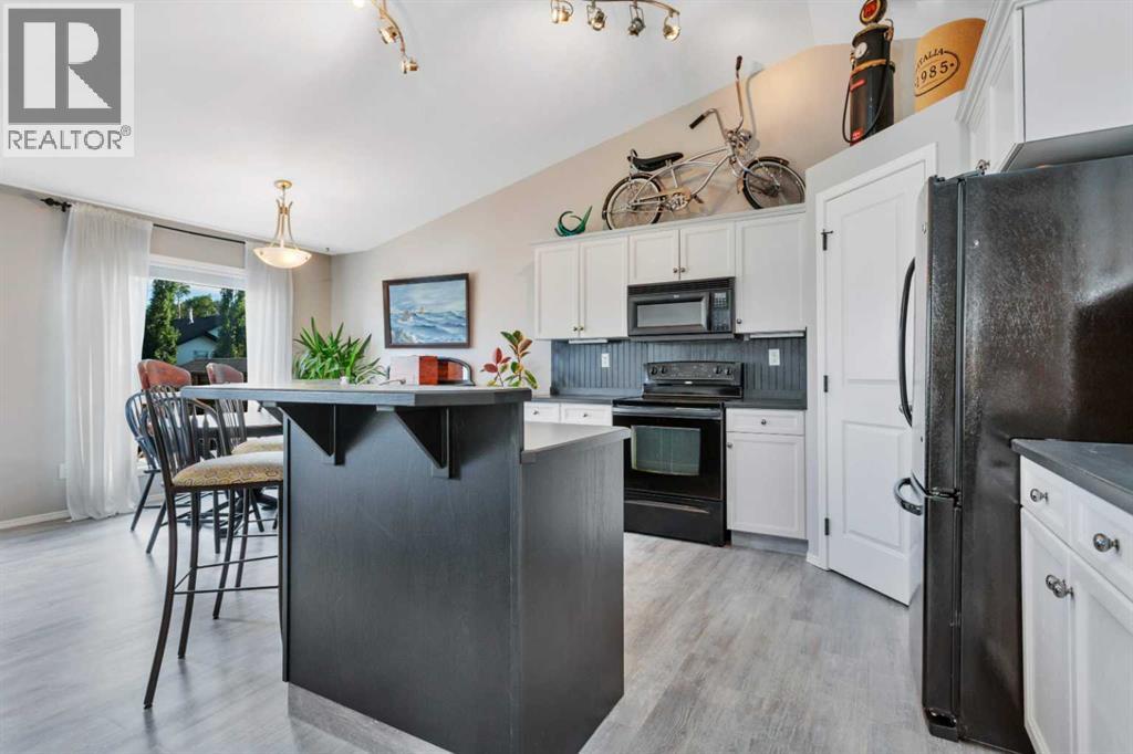 Listing photo – 121 Wilkinson Circle, Sylvan Lake