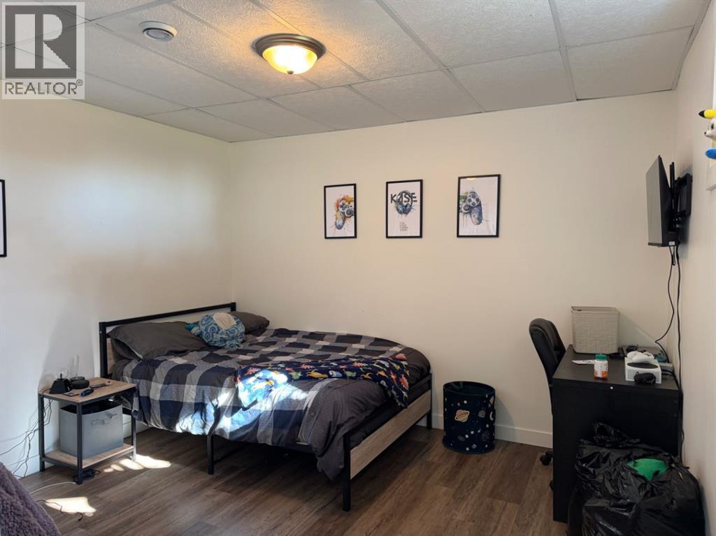 814042 HWY 2 - 39