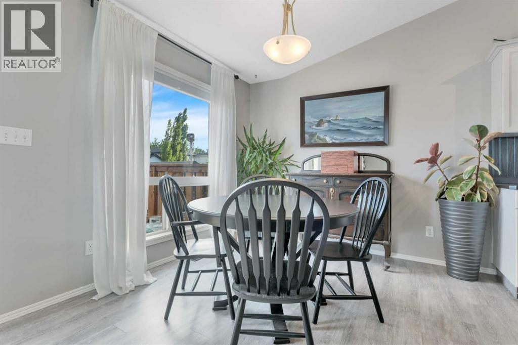 Listing photo – 121 Wilkinson Circle, Sylvan Lake
