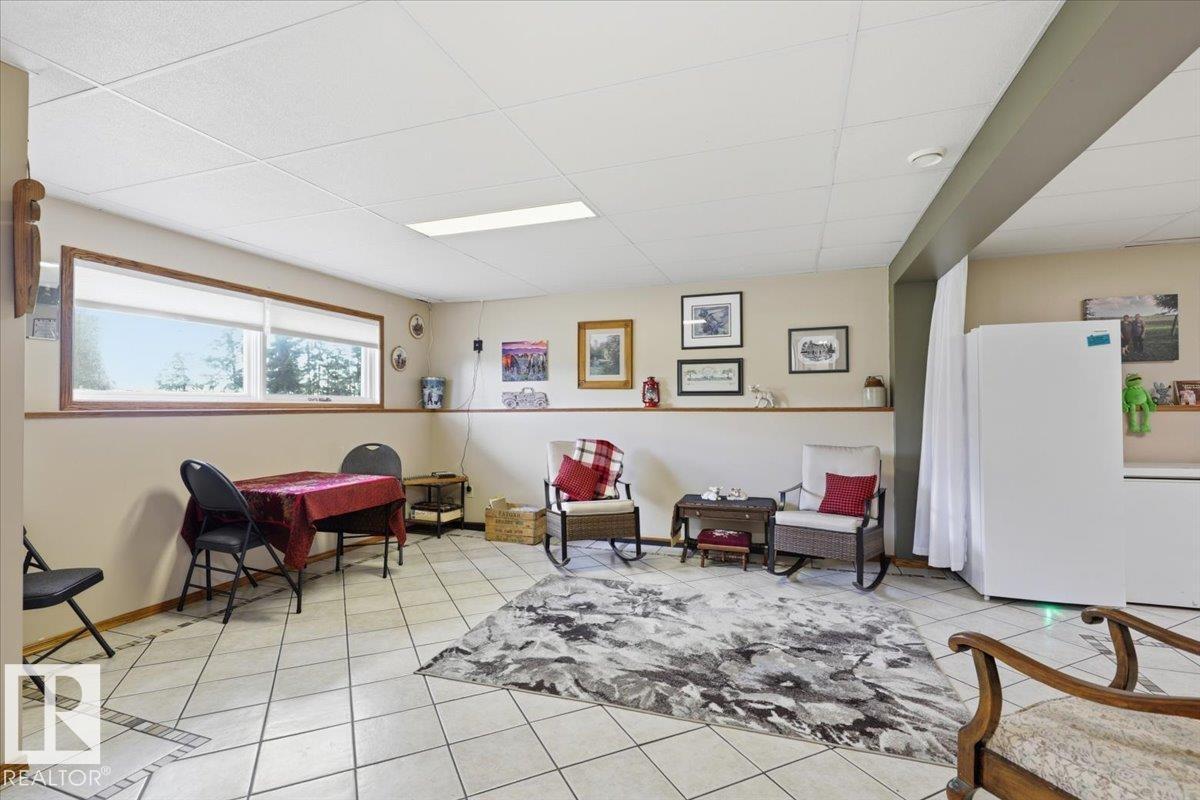 32052 Twp Rd 452 - 17