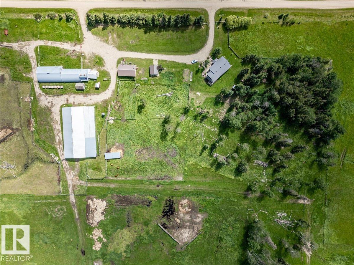 32052 Twp Rd 452 — photo 54