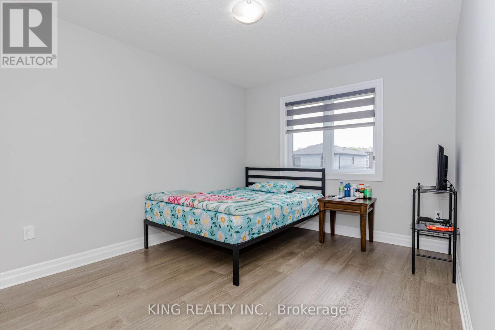 584 CHELTON ROAD - 33