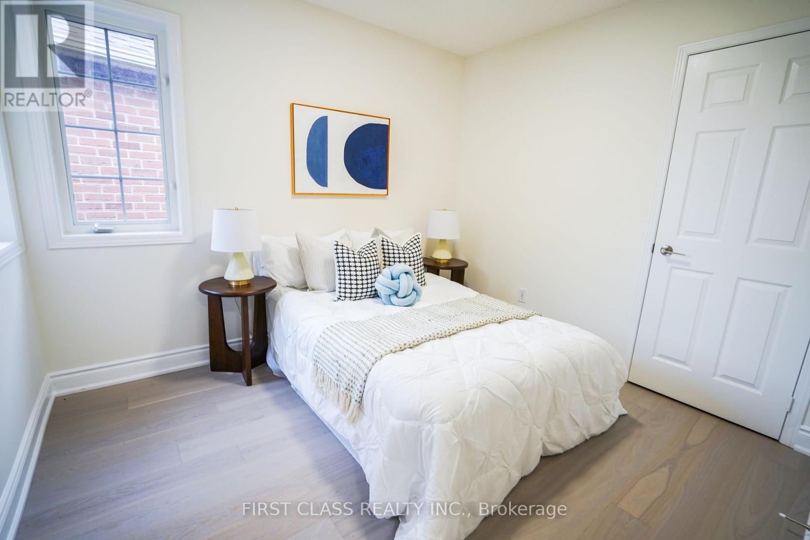 153 SHEPTON WAY - 13