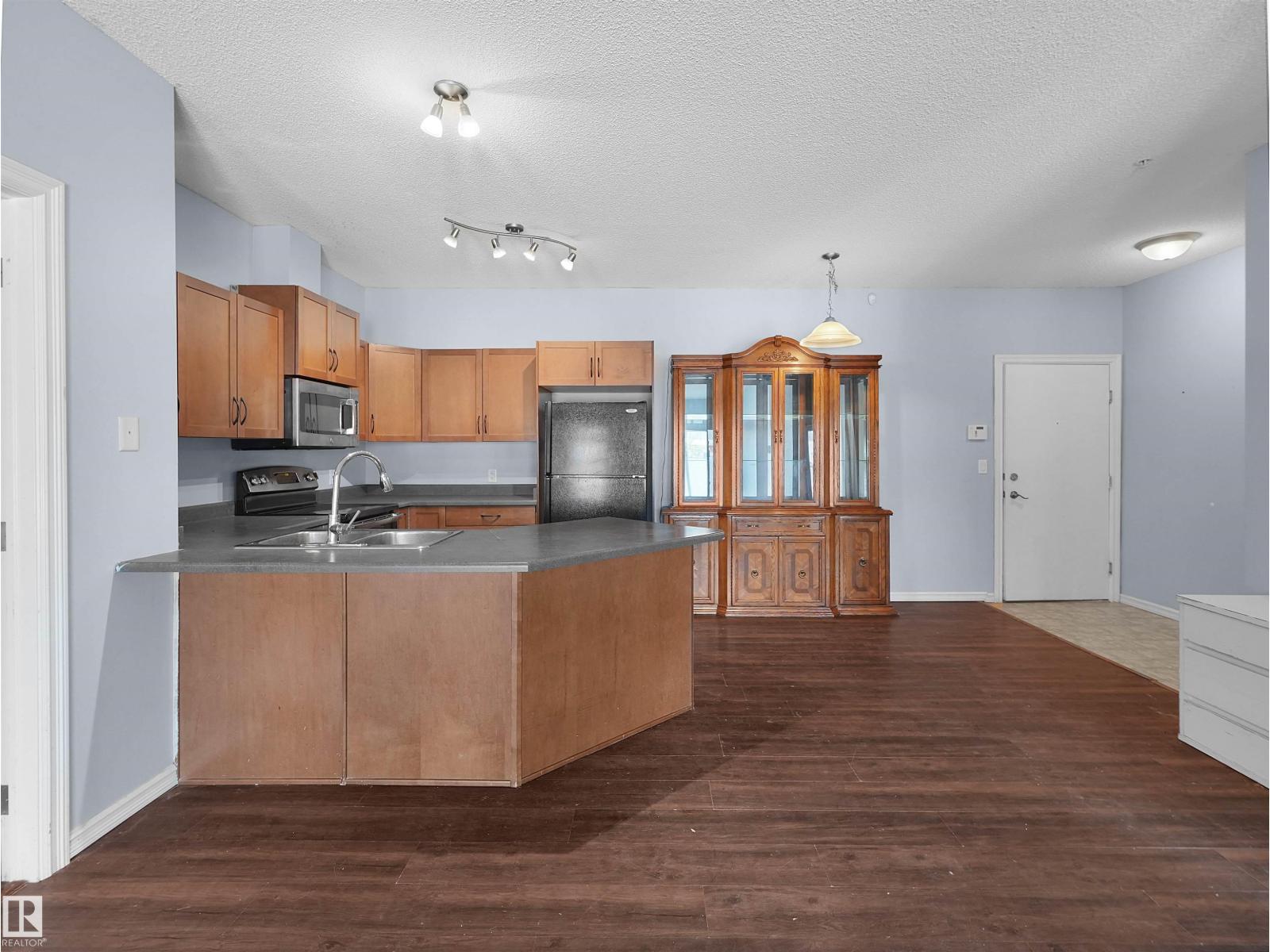 #106 263 MACEWAN RD SW - 13