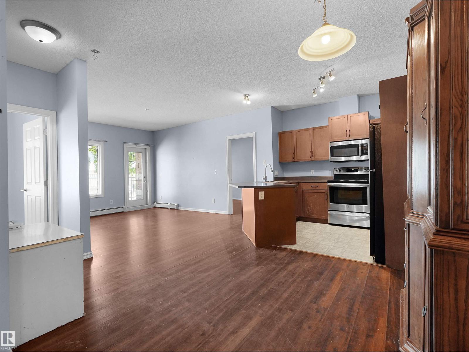 #106 263 MACEWAN RD SW — photo 6