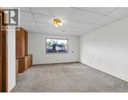 718 Isle View Pl, Nanaimo, BC V9V1B4 Photo 35
