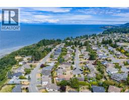 718 Isle View Pl, Nanaimo, BC V9V1B4 Photo 69