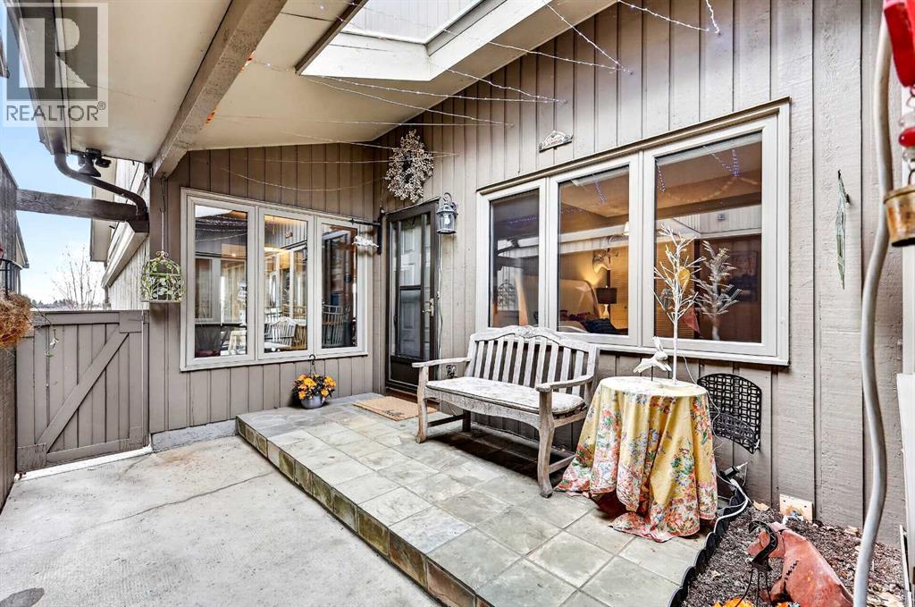 #832 860 Midridge Drive SE - 5