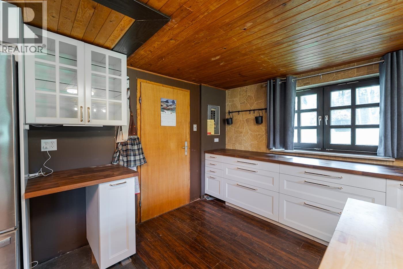 Photo 12 of 40 — 24080 TELACHICK ROAD · Prince George, BC