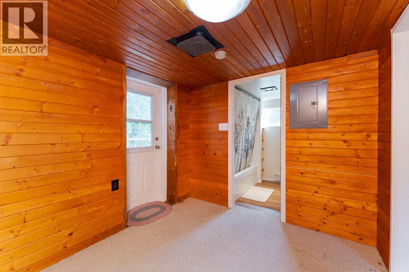 Photo 33 of 40 — 24080 TELACHICK ROAD · Prince George, BC