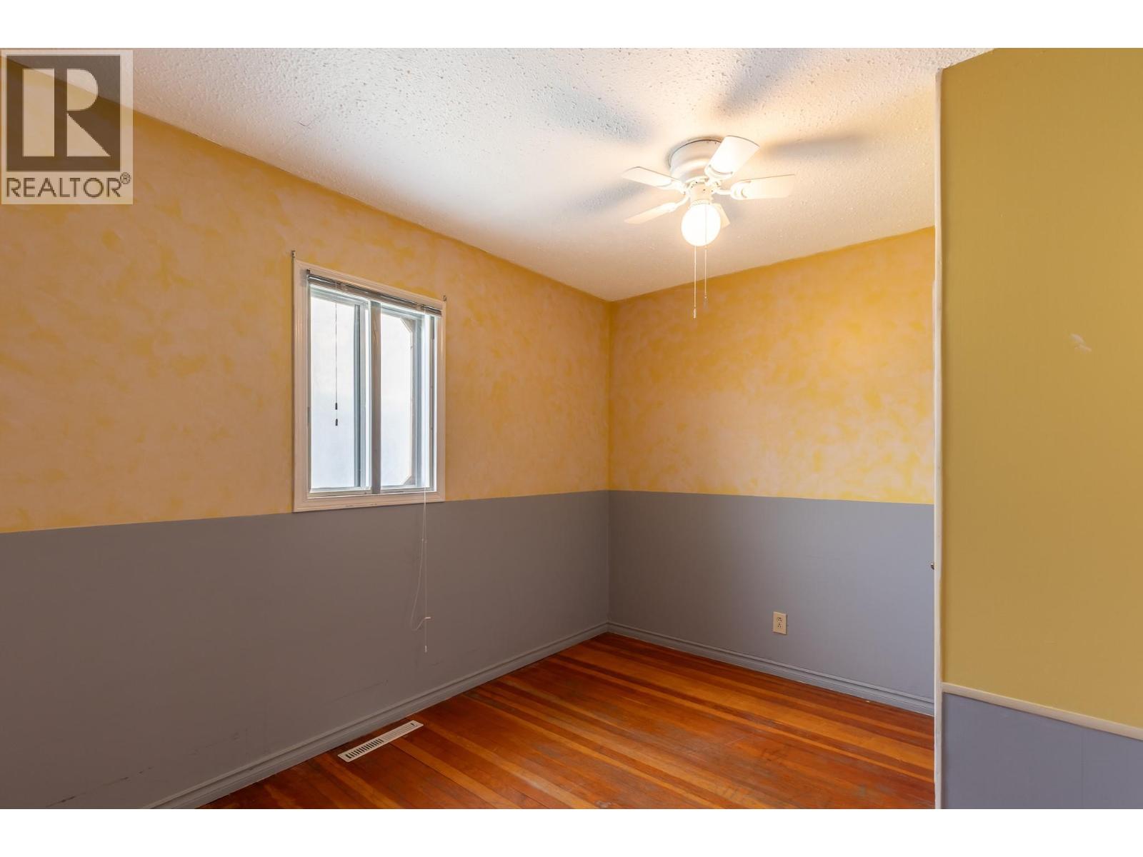 3905 26 Street - 22
