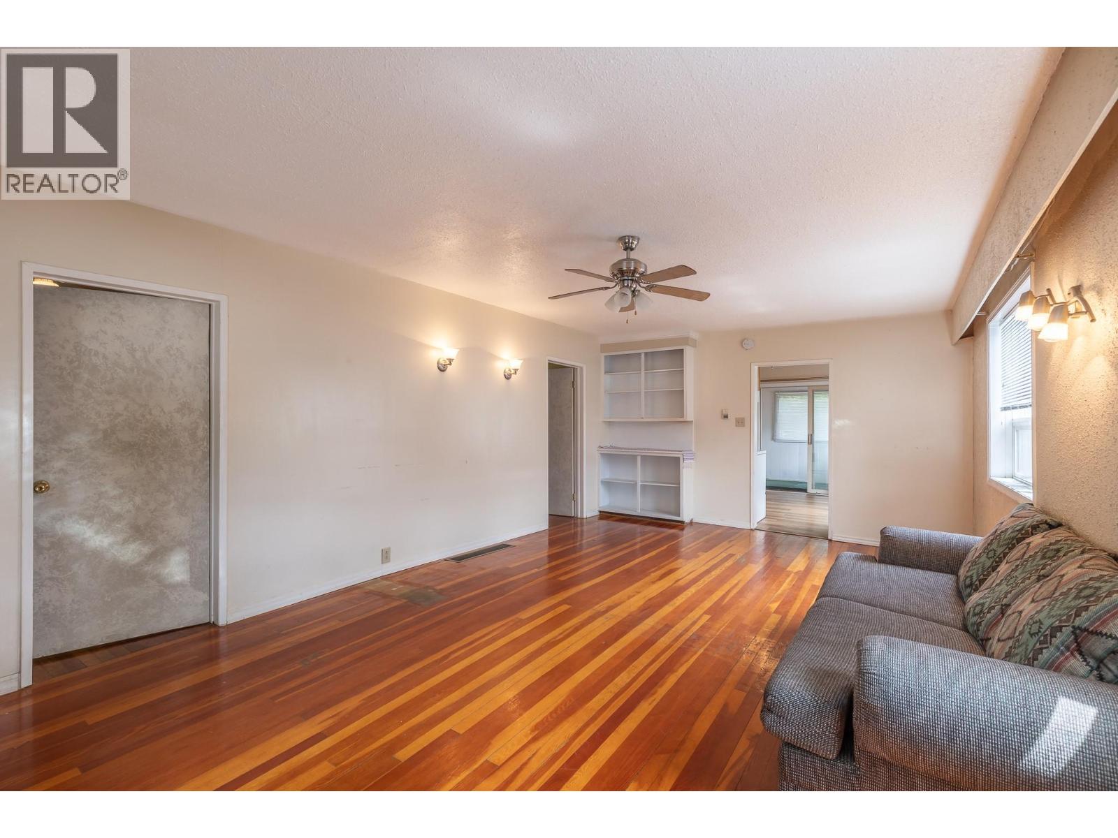 3905 26 Street - 17