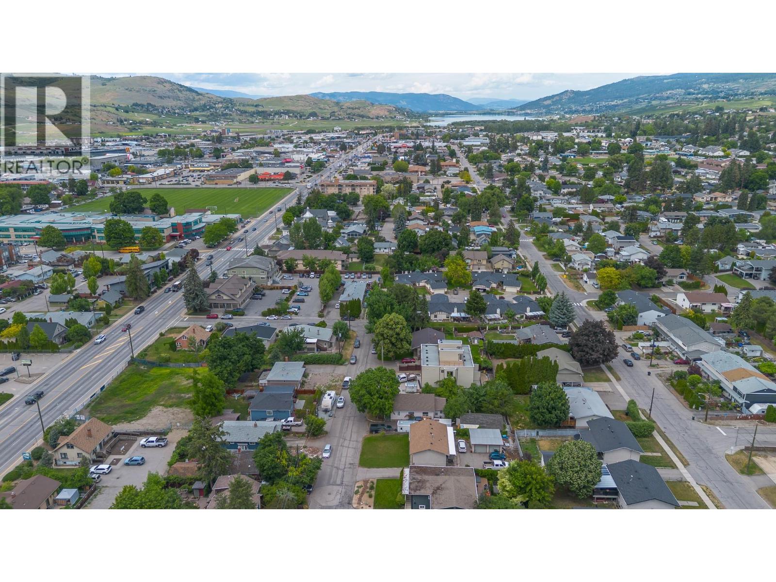 3905 26 Street - 37